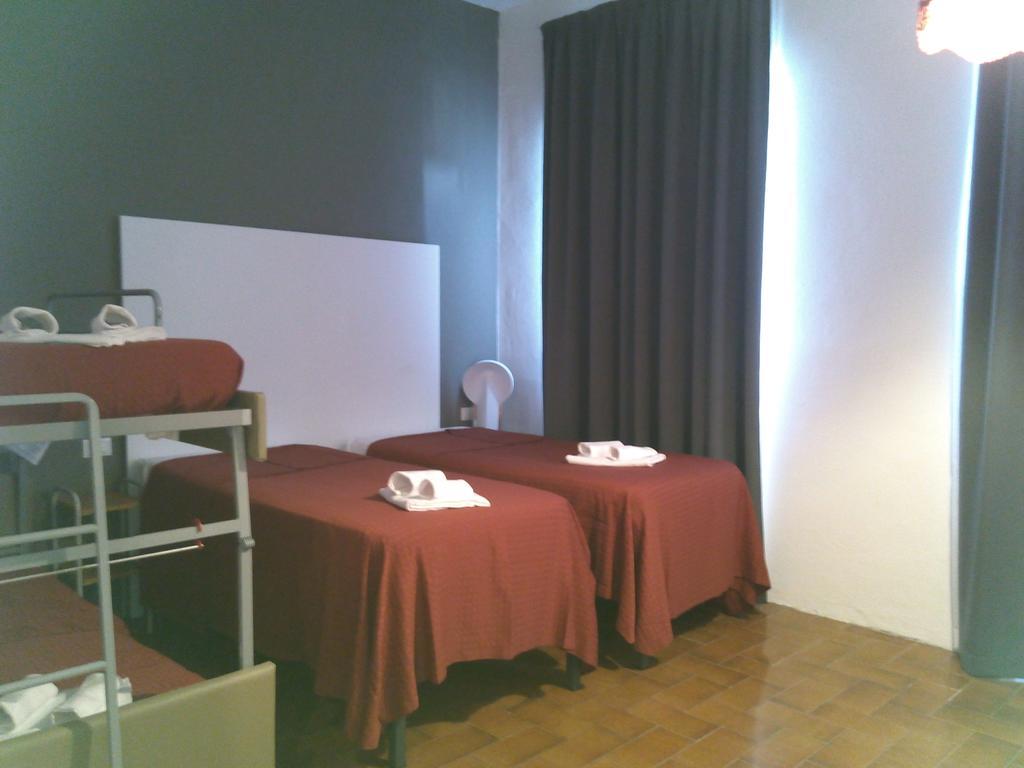 Hotel Piccola Firenze Firenzuola Habitación foto